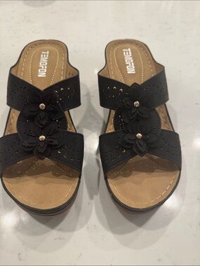 Temofon Black Floral Cutout Slide Mules for Women
